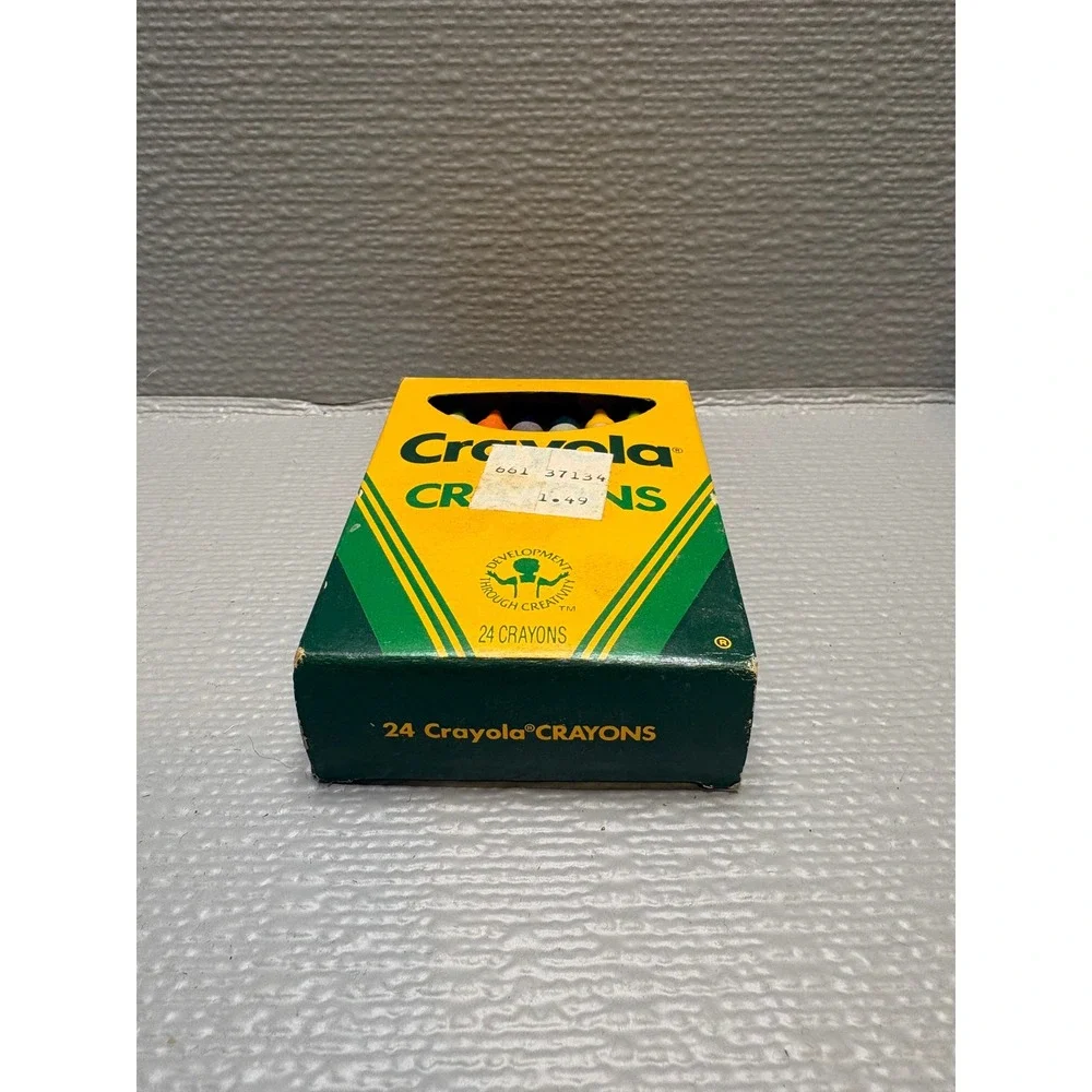 Vintage‎ 1988 Crayola Crayons 24 Count Box Binney & Smith 52-3024 Made in USA